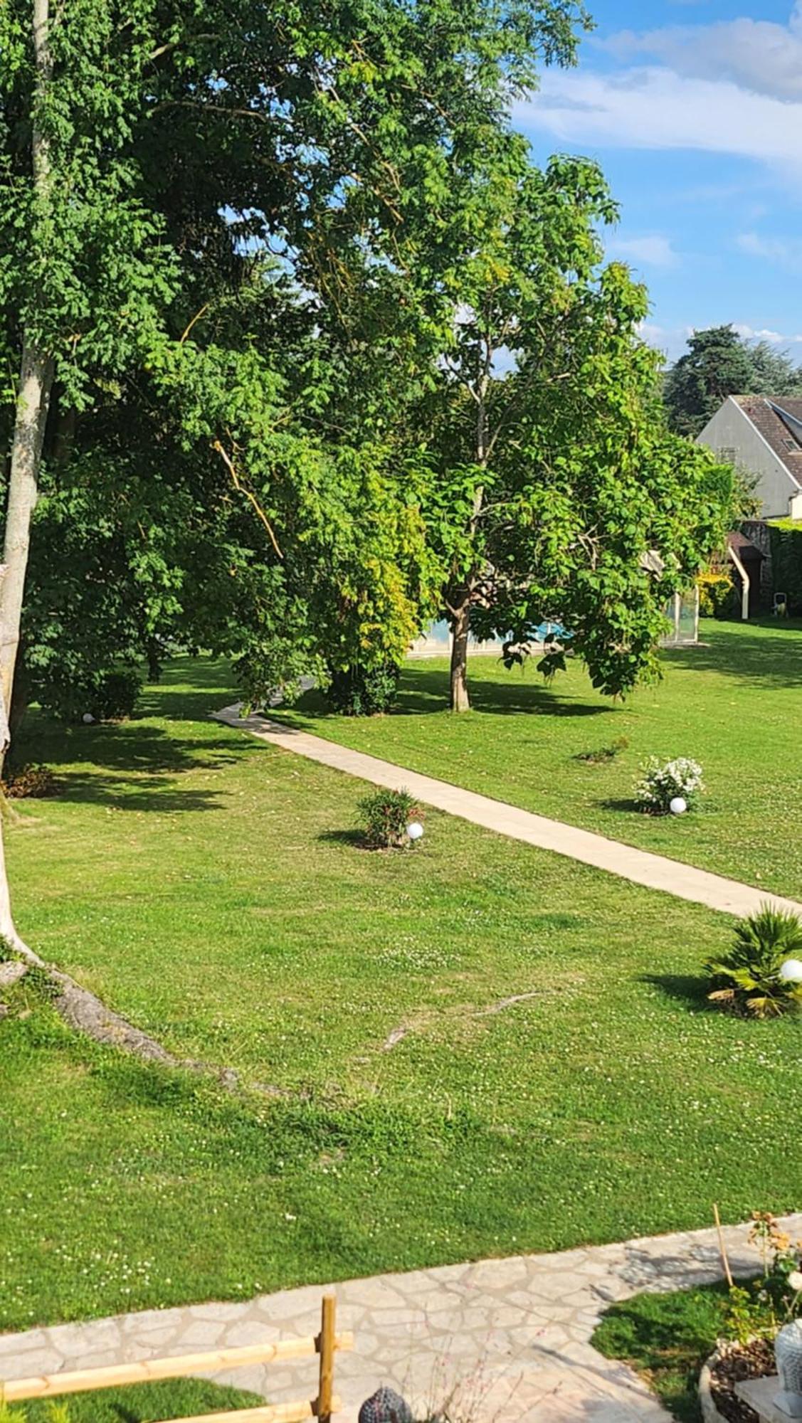 Bed and Breakfast La Ferme Des Ruelles Moigny Exterior foto